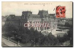 CPA Lyon La Prefecture et les Jardins 