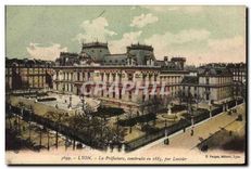 CPA Lyon La Prefecture construit en 1885 par Louvrier