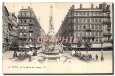 CPA Lyon La Statue de Carnot
