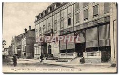 CPA Contrexeville L'Hotel Continantal et la Grande Rue