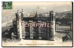CPA Lyon Basilique de N D de Fourviere Facade laterale
