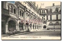 CPA Pierrefonds Colonnade de la Cour d'Honneur
