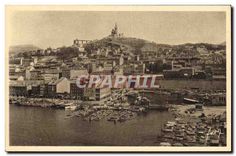 CPA Marseille B du R vue sur Notre Dame de la garde et le Bassin de Carenage 