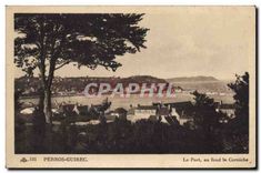 CPA Perros Guirec Le Port au fond la Corniche 
