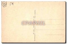 CPA L'Auvergne Clermont Ferrand Fontaine Petrifiante du Pont Naturel de Saint Alyre Personnages gran