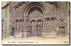 CPA Arles Portique de Saint Trophime 