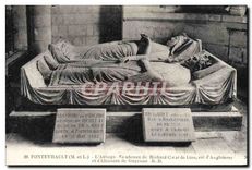 CPA Fontevrault M et L L'Abbaye Tombeaux de Richard Coeur de Lion roi d'Angleterre et d'Eleonore de 
