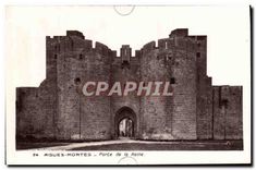 CPA Aigues Mortes Porte de la Reine 