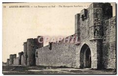 CPA Aigues Mortes Les Remparts au Sud 