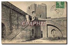 CPA Aigues Mortes La Tour des Bourguignons 