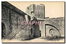 CPA Aigues Mortes La Tour des Bourguignons 