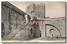 CPA Aigues Mortes La Tour des Bourguignons 
