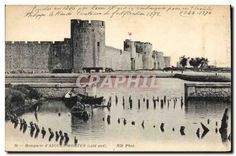 CPA Remparts d'Aigues Mortes cote sud 