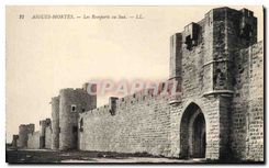 CPA Aigues Mortes Les Remparts au Sud 