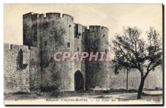 CPA Remparts d'Aigues Mortes La Porte des Moulins 