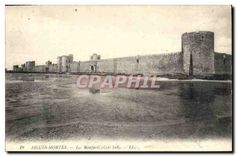 CPA Aigues Mortes Les Remparts Cote Sud 