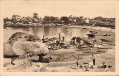 CPA Ploumanach la plage St Guirec a l'heure du Bain 