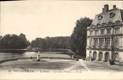 CPA Fontainebleau Le Palais La Cour d'Ulysse 
