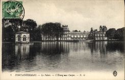 CPA Fontainebleau Le Palais L'Etang aux Carpes 