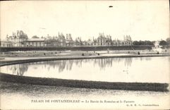 CPA Palais de Fontainebleau Le Bassin du Romylus et le Parterre 
