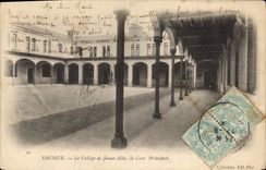 CPA Saumur Le College de Jeunes Filles la Cour Principale 