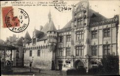 CPA Saumur M et L l'Hotel de Ville Facade Nord 