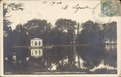 CPA Fontainebleau Le Parc l'Etang et le Pavillon 