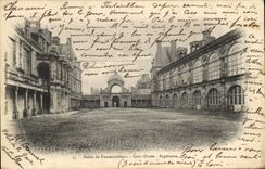 CPA Palais de Fontainebleau Cour Ovale Baptistere