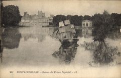 CPA Fontainebleau Bateau du Prince Imperial Bateau
