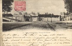 CPA Palais de Fontainebleau Vue prise des Cascades 
