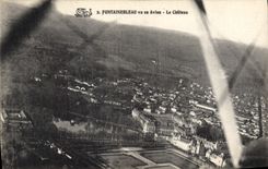 CPA Fontainebleau vu en Avion Le Chateau 