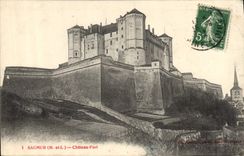 CPA Saumur Maine et Loire Chateau Fort 