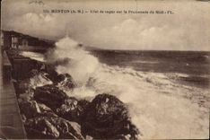 CPA Menton A M Effet de Vague sur la Promenade du Midi 