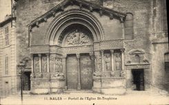CPA Arles Portail de l'Eglise St Trophime 