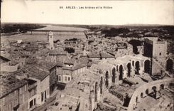 CPA Arles Les Arenes et le Rhone 
