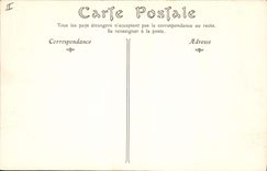 CPA Arles Arlesiennes aux Aliscamps Allees des Tombeaux