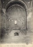 CPA Arles Interieur de la Chapelle des Aliscamps 