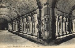 CPA Arles Le Cloitre Saint Trophime 