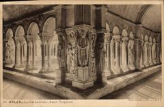 CPA Arles La Cathedrale Saint Trophine 