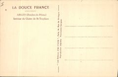 CPA Arles Bouches du Rhone Interieur du Cloitre de St Trophime 