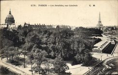 CPA Paris Les Invalides vue Generale Tour Eiffel