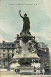 CPA Paris La Statue de la Republique Lion