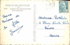 CPA Paris et ses Merveilles Avenue des Champs Elysees Vue generale