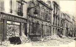 CPA Guerre Europeenne 1914 1915 Le Crime de Reims Rue de l'Universite bombardee et incendie par les 