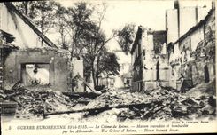 CPA Guerre Europeenne 1914 1915 Le Crime de Reims Maison incendie et bombardee par les Allemands 