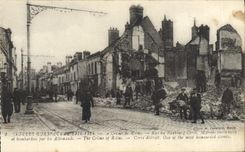 CPA Guerre Europeenne 1914 1915 Le Crime de Reims Rue du Faubourg Cers 