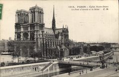 CPA Paris Eglise Notre Dame Le Pont d'Arcole et la Seine 