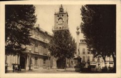 CPA Aix en Provence place de l'hotel de ville Fontaine et tour de l'Horloge 1505 