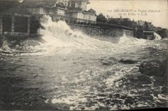 CPA Arcachon Vagues deferlant sur les Villas 