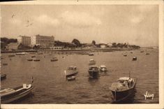 CPA Arcachon Avant Porage Gironde un coin du Port et le Grand hotel vus de la Jetee Promenade 